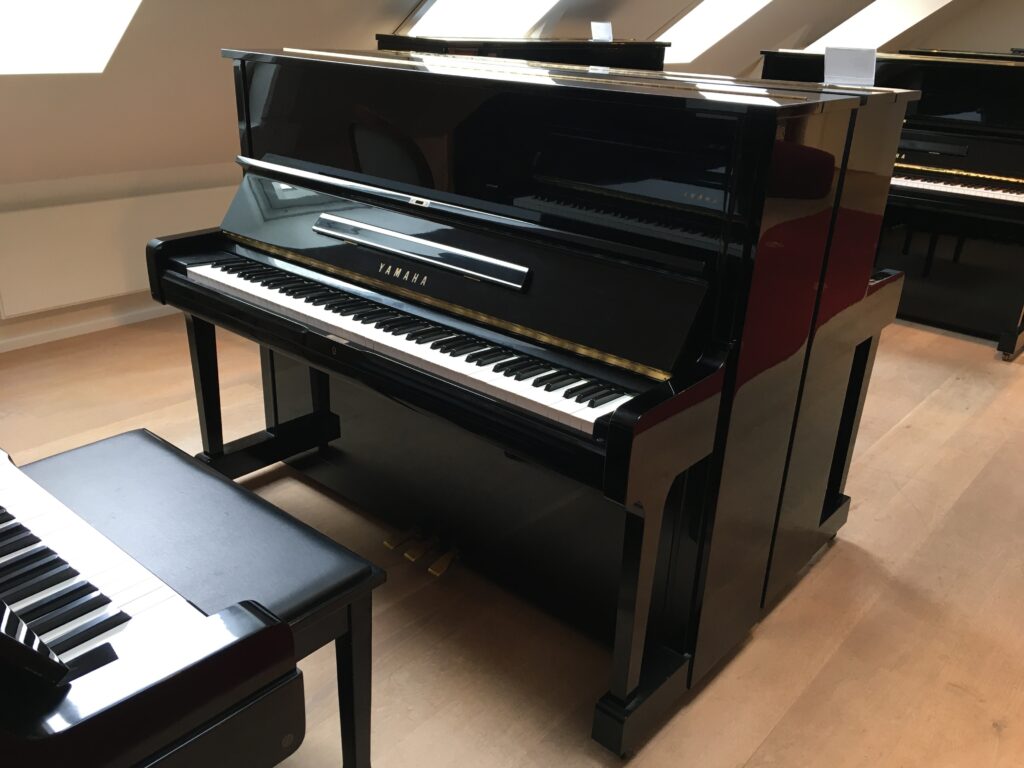 Yamaha klaver U-1