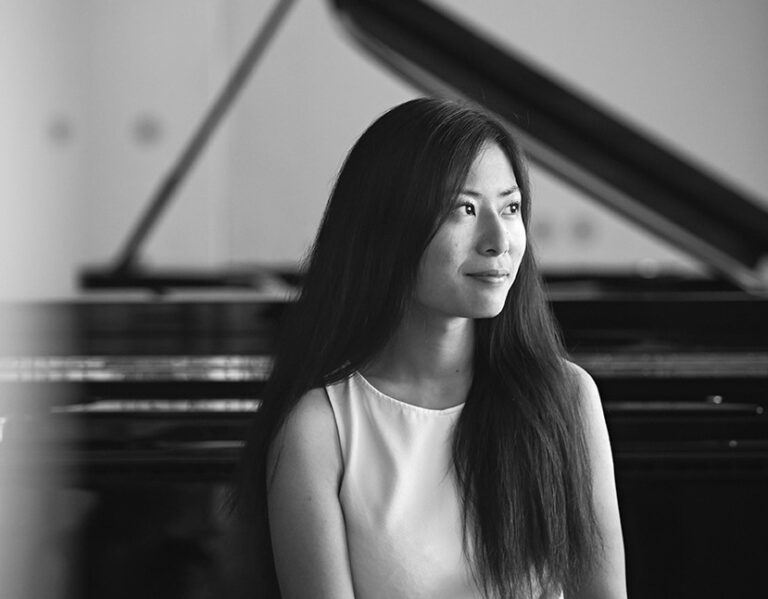 Yu Lan uddannet klassisk pianist